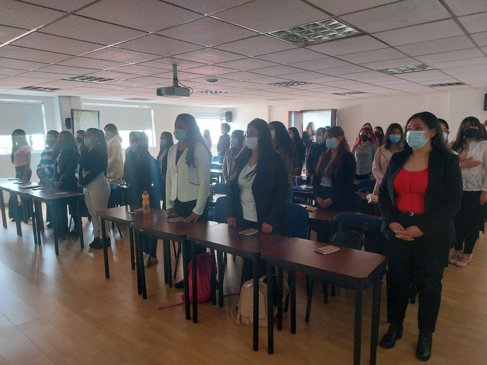 Jóvenes a la U