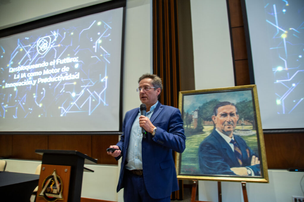 Lanzamiento MBA en Dirección de Empresas (11)